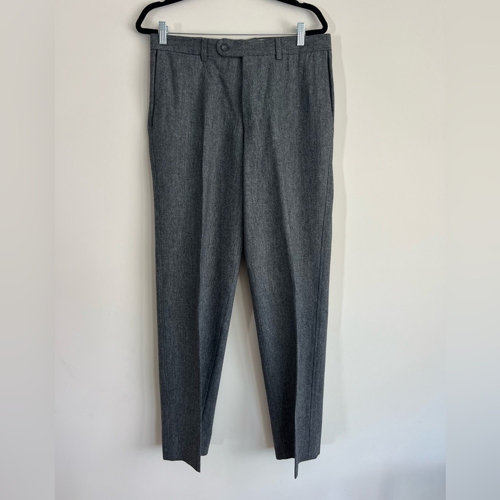 Jack Victor Men’s Gray Wool Trousers. Size 33R. Like New Condition.
